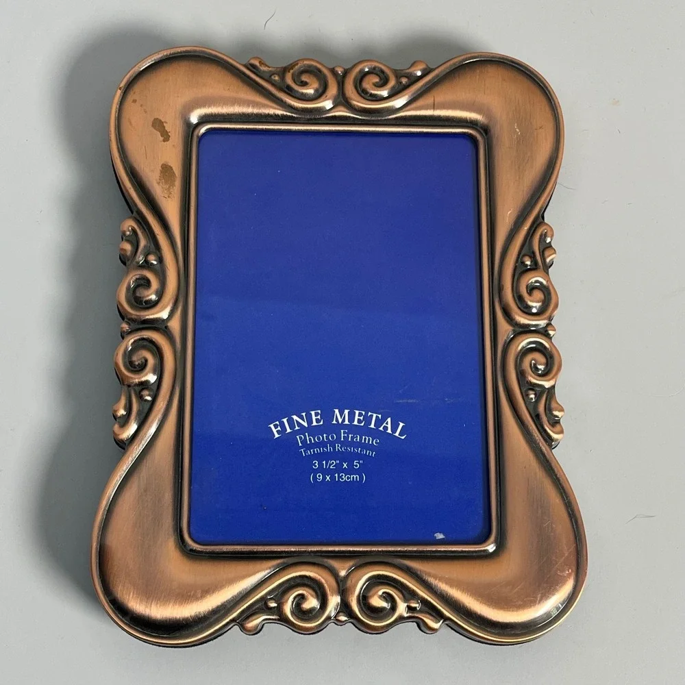 Ornate Copper Tone Metal Picture Frames Scroll Detail ‎ Set of 2